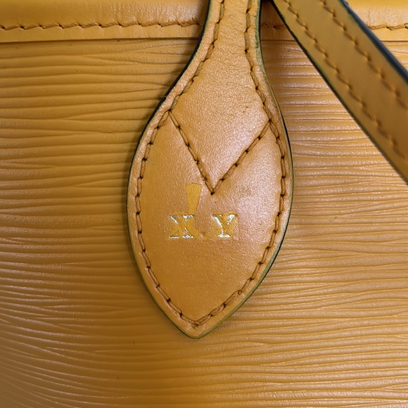 Louis Vuitton Epi Leather Neverfull MM - Picture 6 of 16